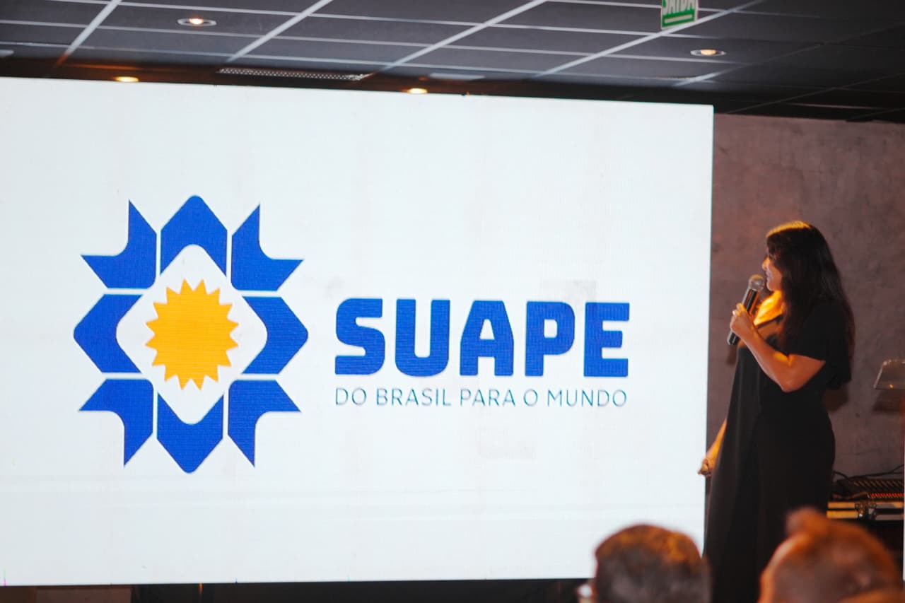 Complexo portuário de Suape adota nova identidade e projeta expansão com dragagem, novos terminais e investimentos em energia e indústria