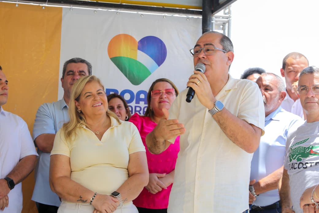 Mano Medeiros inaugura USF que beneficiará 6 mil pessoas