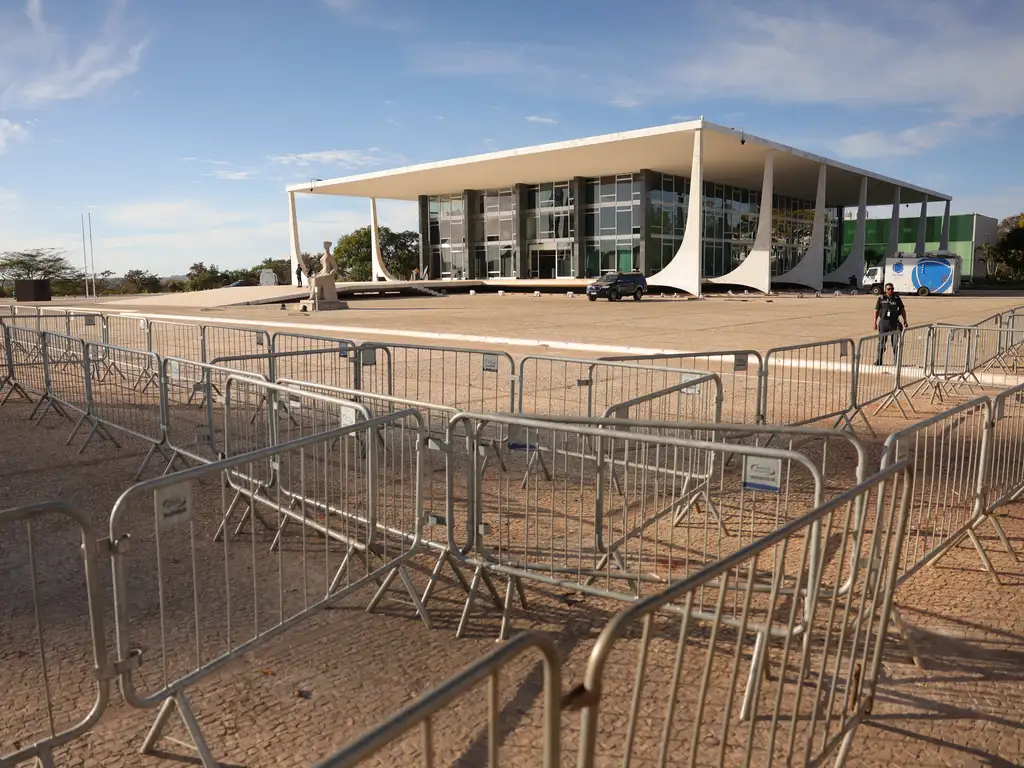 O STF se preparou para eventuais manifestações causadas pelo julgamento do ex-presidente Jair Bolsonaro Foto Fabio Rodrigues-Pozzebom Agência Brasil