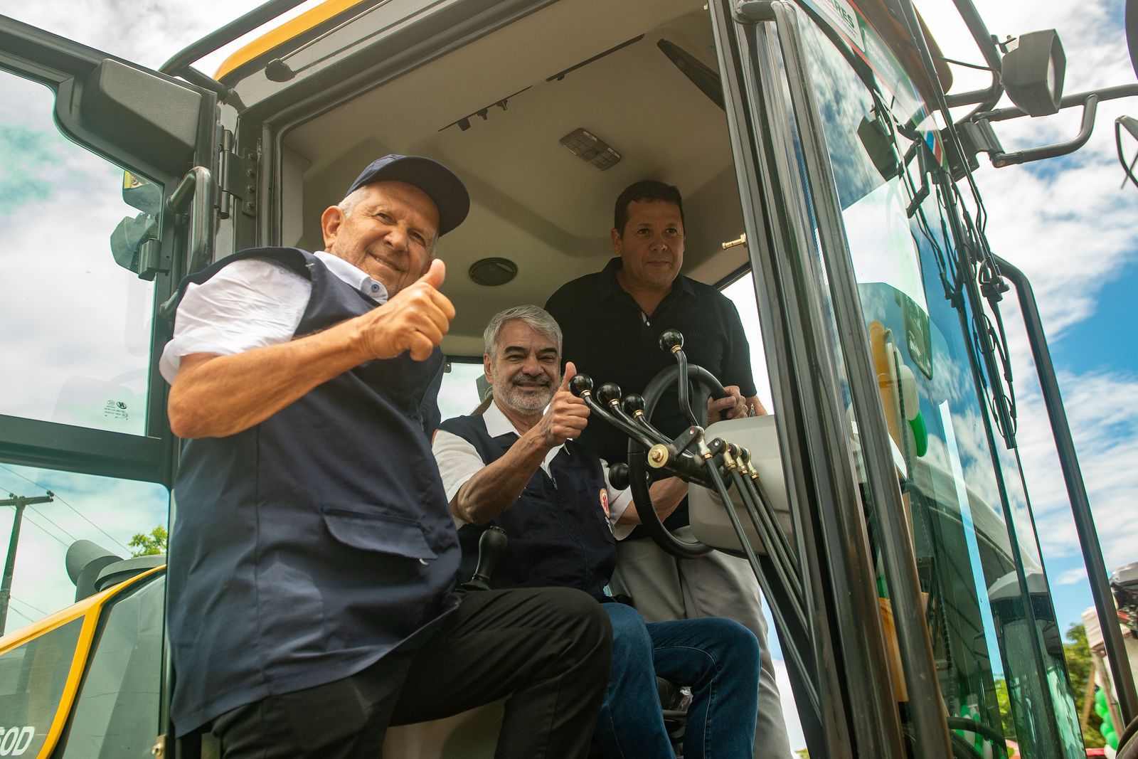 Senador Humberto Costa visita quatro municípios em dois dias com foco em saúde, agricultura e fortalecimento partidário