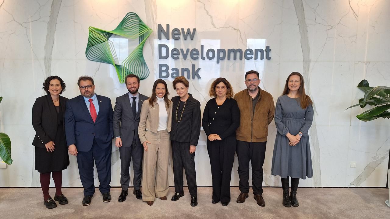 A governadora Raquel Lyra encerrou a missão à China com uma reunião com Dilma Rousseff, presidente do Banco do Brics Foto Divulgação