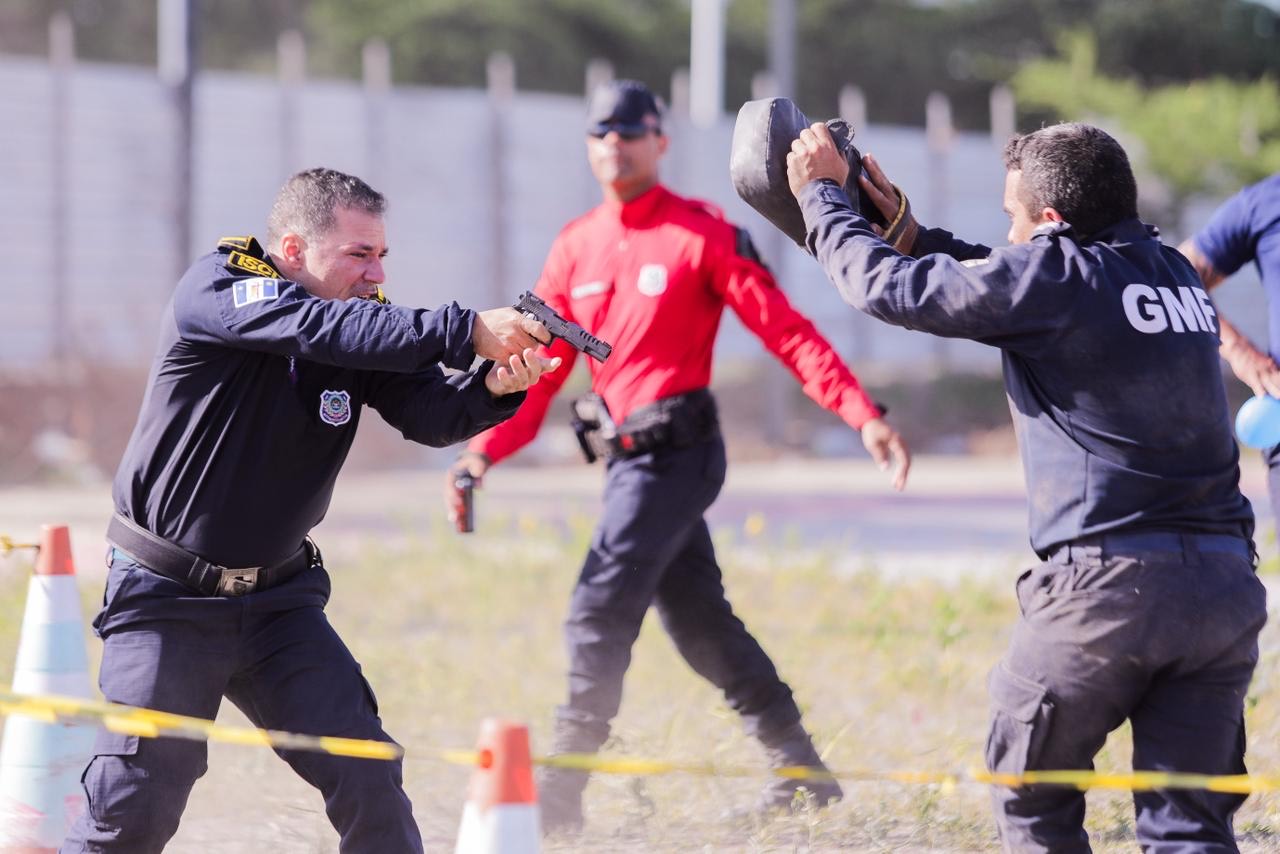 Guardas Municipais do Recife participam de curso nacional do Ministério da Justiça sobre uso diferenciado da força e policiamento comunitário