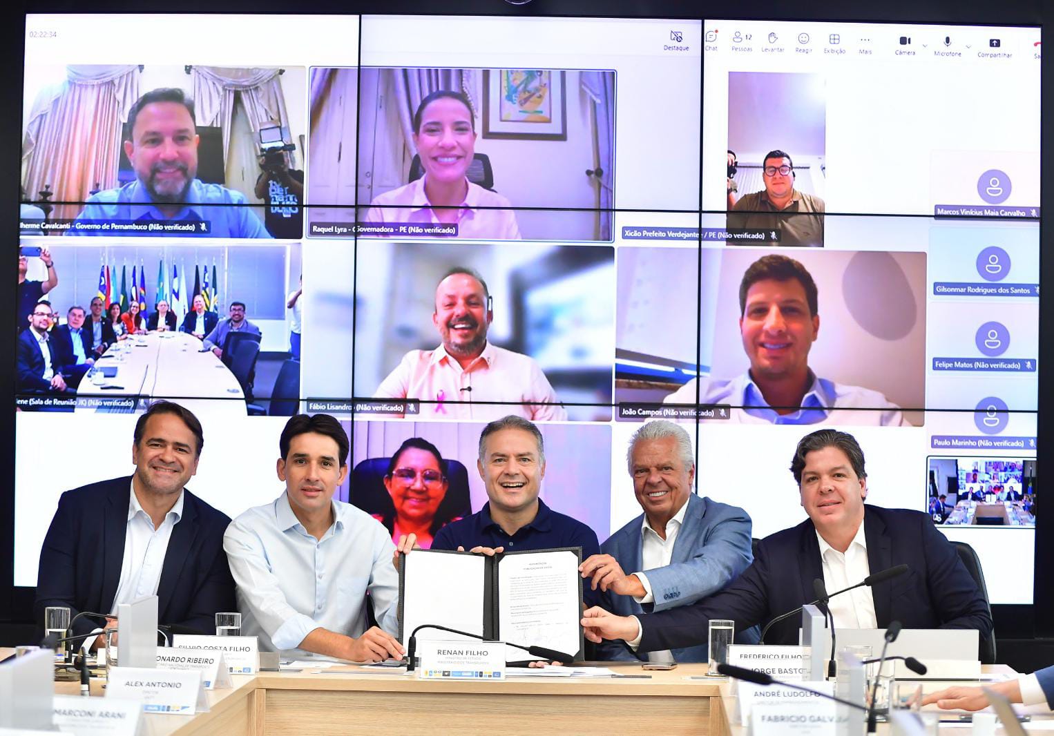 Investimento de R$ 415 milhões prevê obras da Transnordestina entre Custódia e Arcoverde, com geração de 6 mil empregos