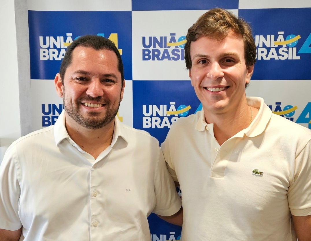 Miguel Coelho e Romerinho Jatobá discutem alianças e ações conjuntas em reunião no Recife, de olho no cenário político de 2026