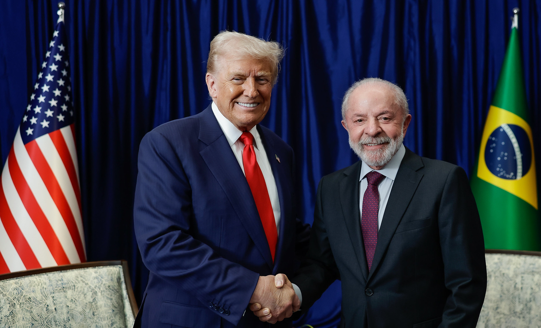 O encontro entre Lula e Trump encerra nova etapa da crise comercial, fortalece o presidente brasileiro e enfraquece o discurso do bolsonarismo Foto: Ricardo Stuckert/PR