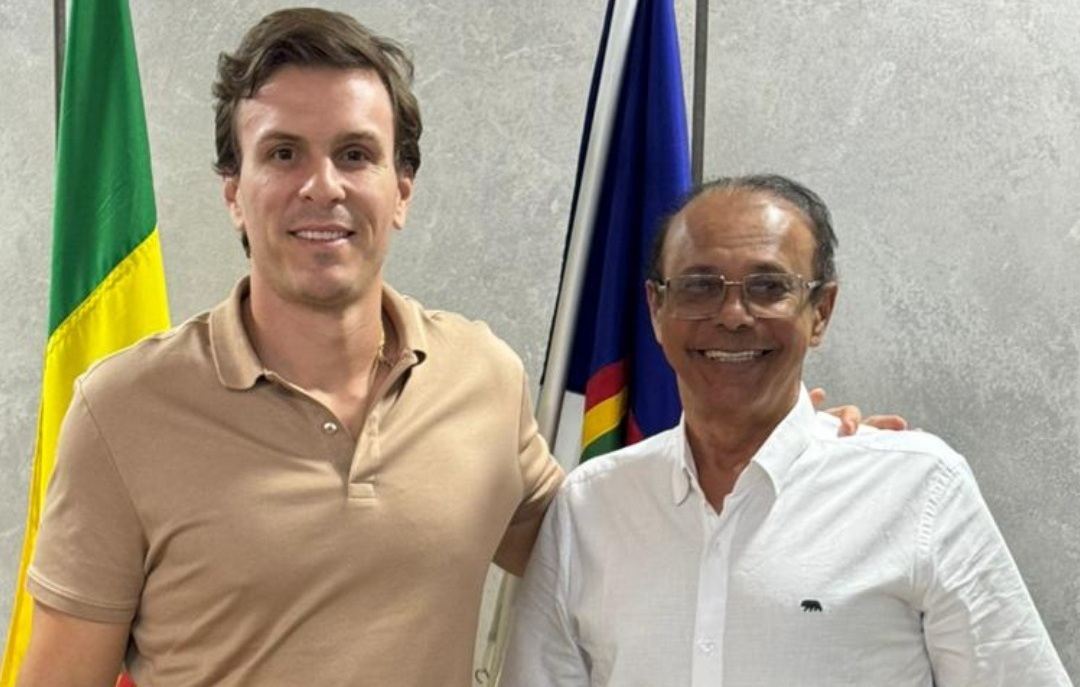 Pré-candidato ao Senado, Miguel Coelho recebe apoio de Rildo Braz, ex-prefeito de Catende, e fortalece base política na Mata Sul de Pernambuco