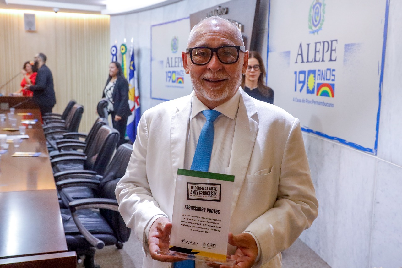 A Alepe iniciou a 3ª Jornada Antirracista com palestra de Carla Akotirene e anúncios sobre a política de igualdade racial, incluindo ouvidoria e novo curso EAD