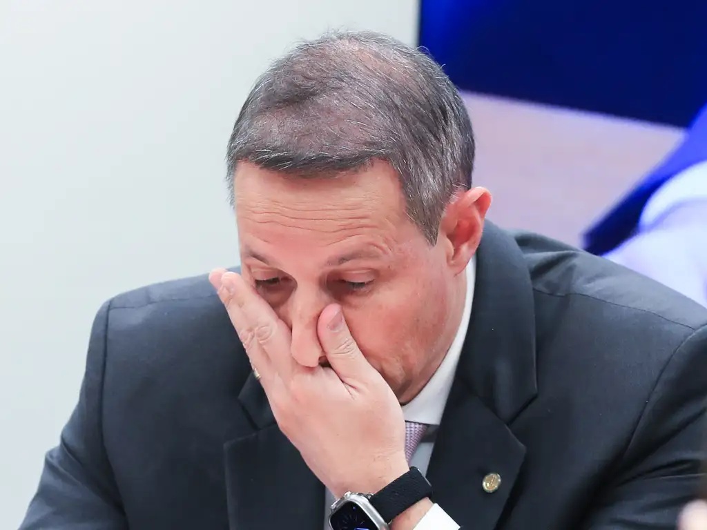 A entrada relâmpago de Guilherme Derrite na relatoria do PL Antifacção revela disputa por poder sobre investigações federais da PF