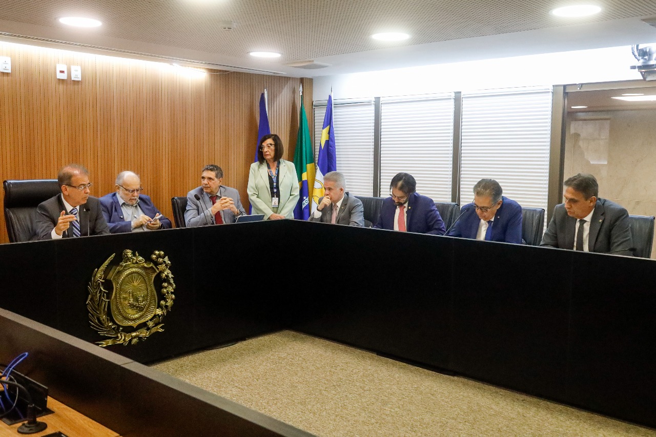 CCJ da Alepe aprova PECs que atualizam regras das emendas parlamentares, seguindo decisão do STF que fixa limite de 1,55% da RCL a partir de 2027