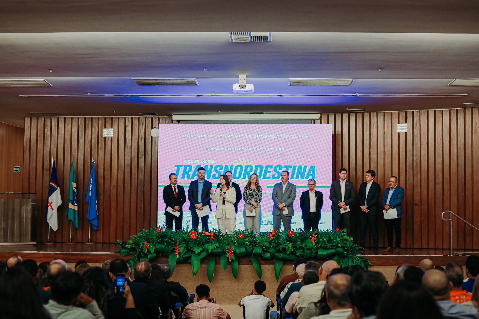 Governo reforça compromisso com a retomada da Transnordestina durante seminário no Porto de Suape e destaca impacto logístico