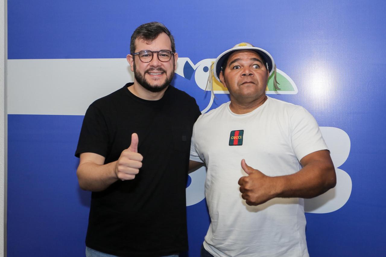 Influencer com mais de 1,3 milhão de seguidores, Galo Cego oficializa entrada no PSDB-PE para disputar cargo eletivo em 2026.