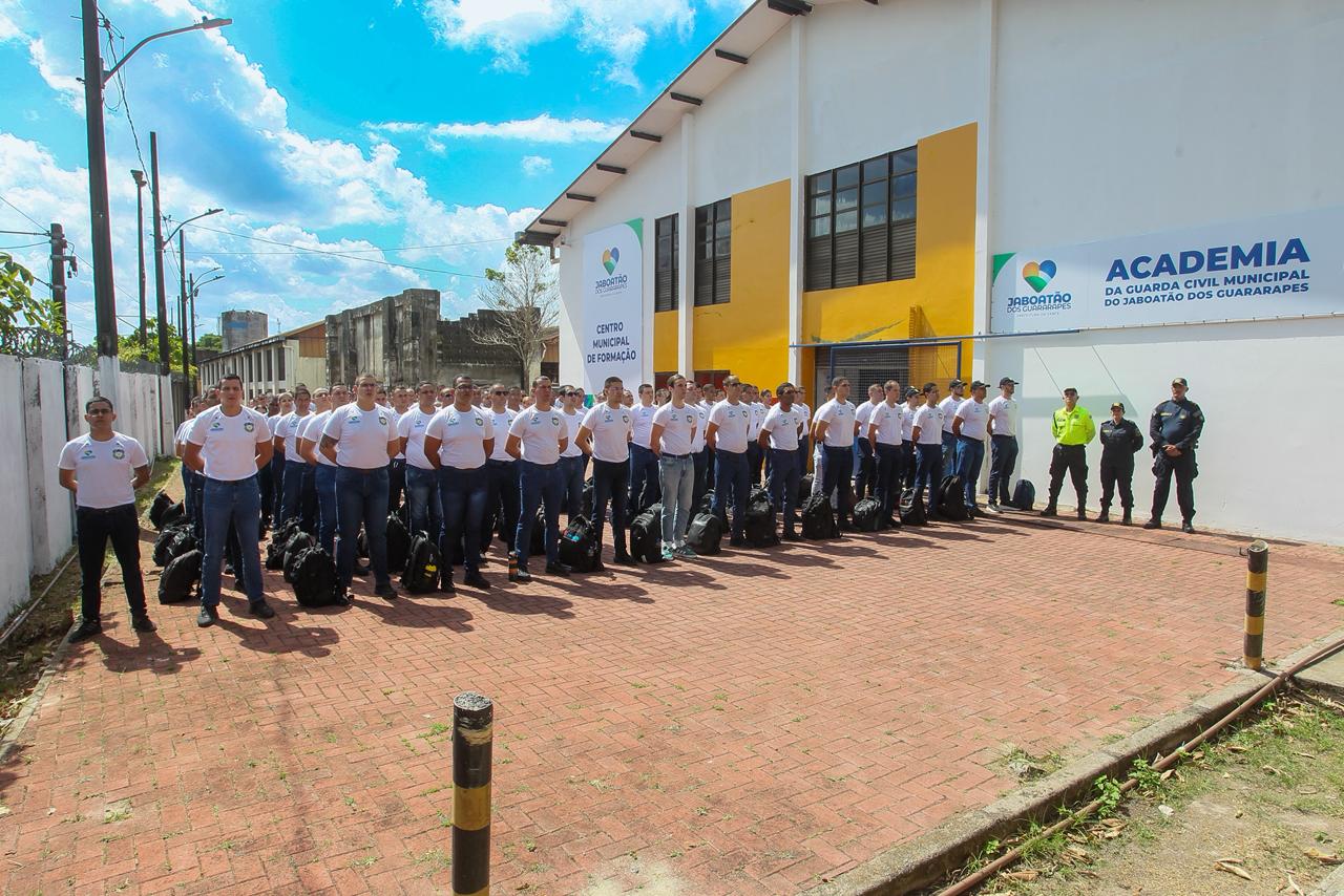 Prefeitura de Jaboatão apresenta 127 candidatos aos cursos de formação da GCM e de Agentes de Trânsito, em capacitação que terá cinco meses de atividades