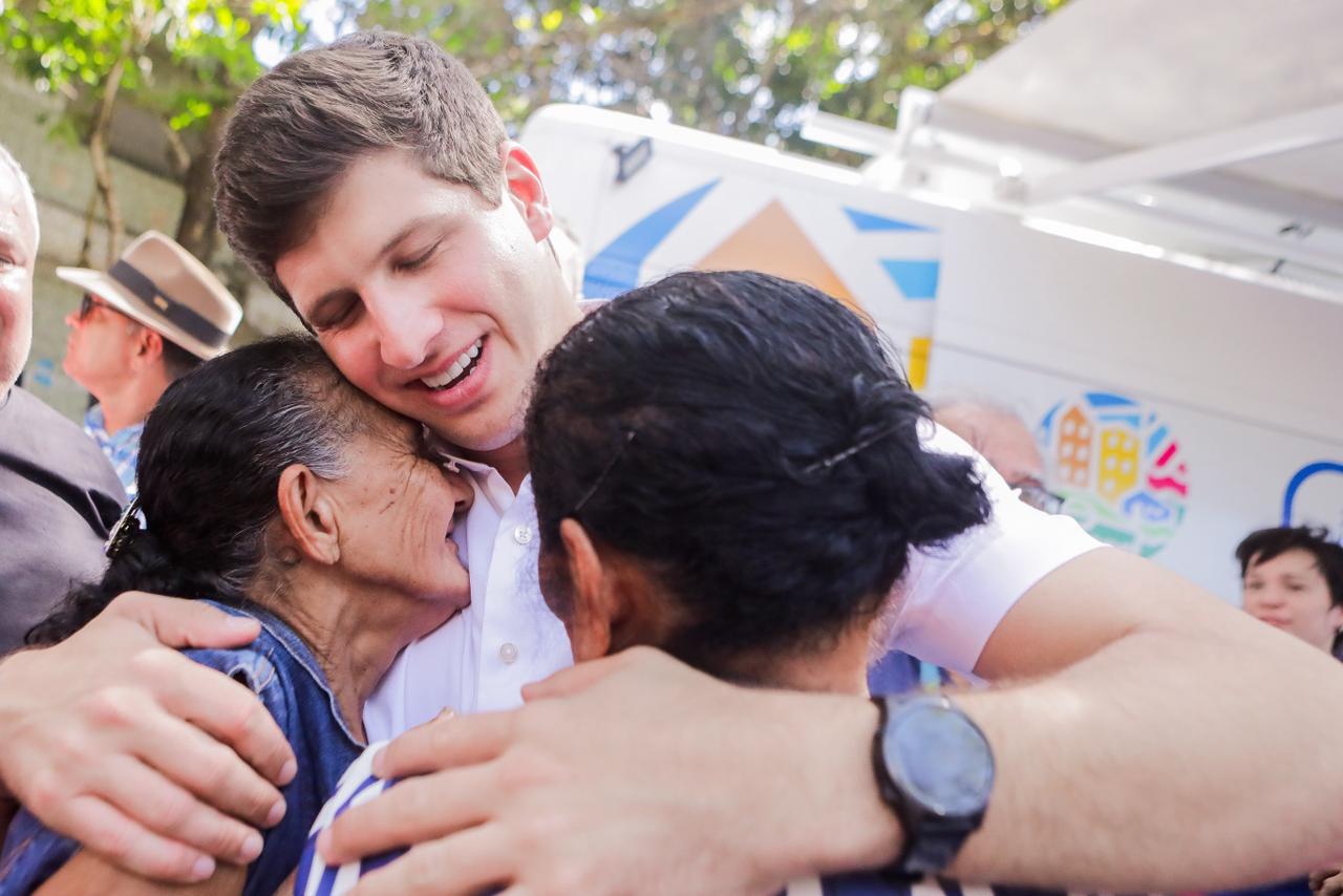 Prefeitura do Recife inicia obra de contenção de encosta de R$ 2 milhões em Dois Unidos, beneficiando 100 moradores da localidade