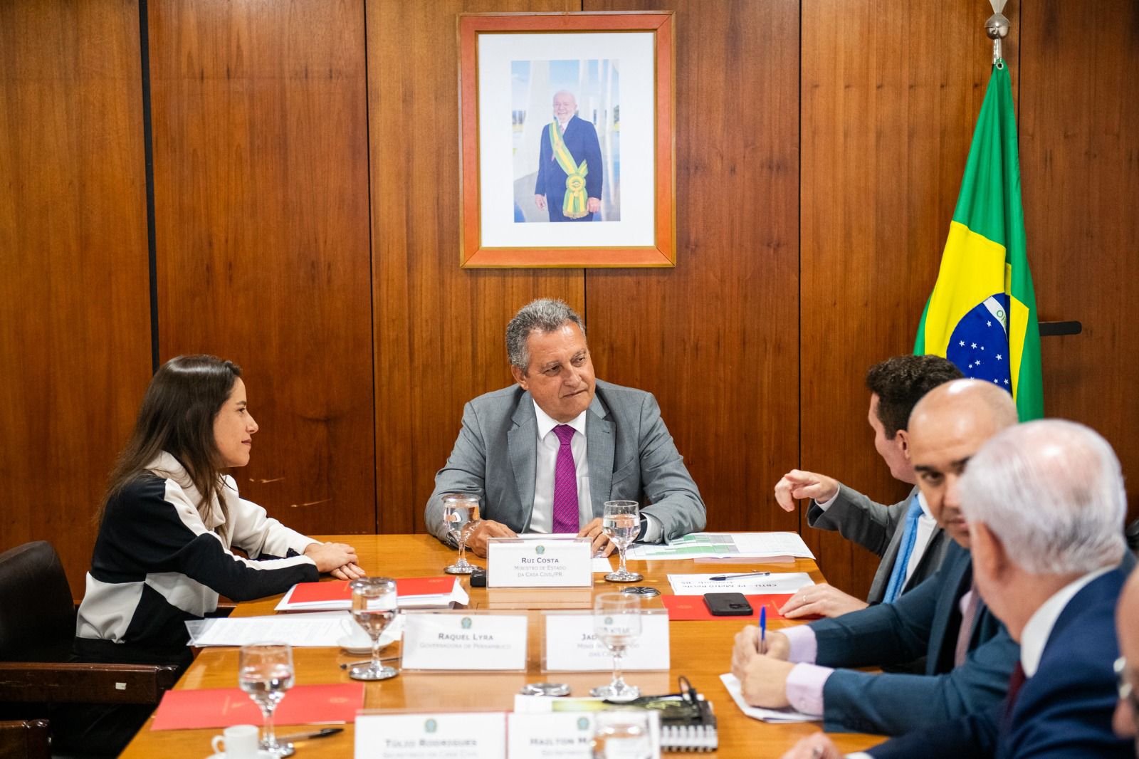 Raquel Lyra cumpre agendas em Brasília para acelerar obras federais, discutir infraestrutura, avançar em parcerias e fazer diálogo com a Petrobras