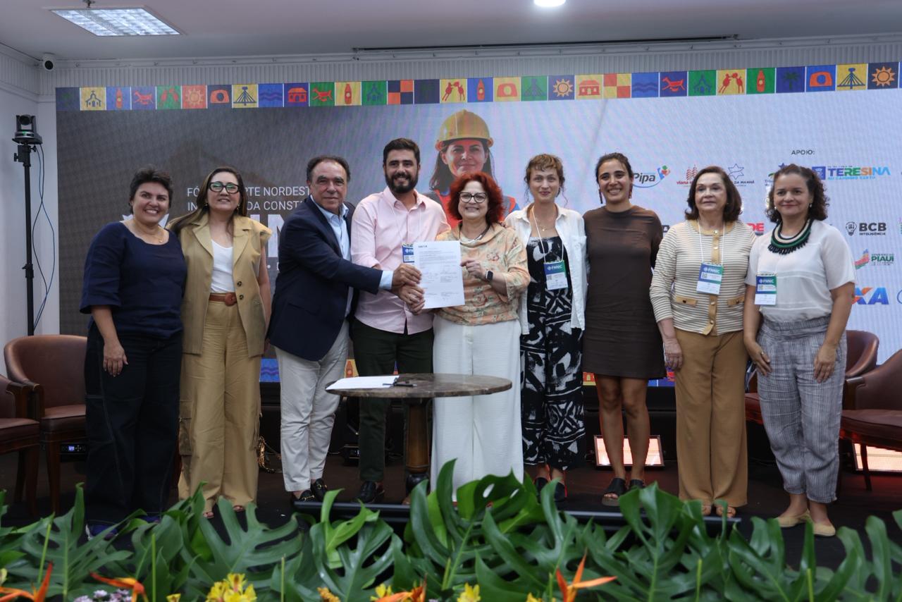 A Caixa e o Instituto PIPA firmam parceria para incorporar a 1ª infância no Trabalho Social dos empreendimentos habitacionais de interesse social