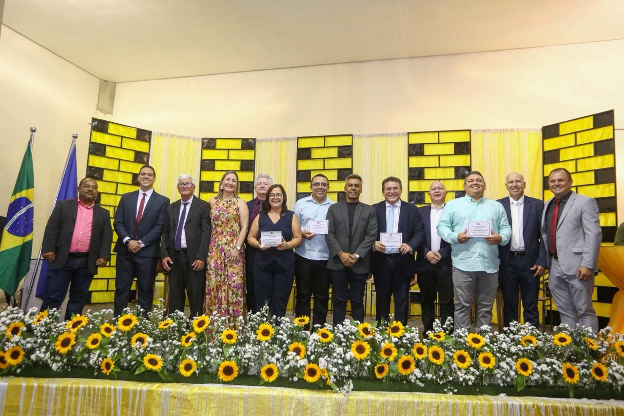 Deputado Luciano Duque recebe título de cidadão pesqueirense concedido por unanimidade e reforça atuação em Pesqueira e no Agreste