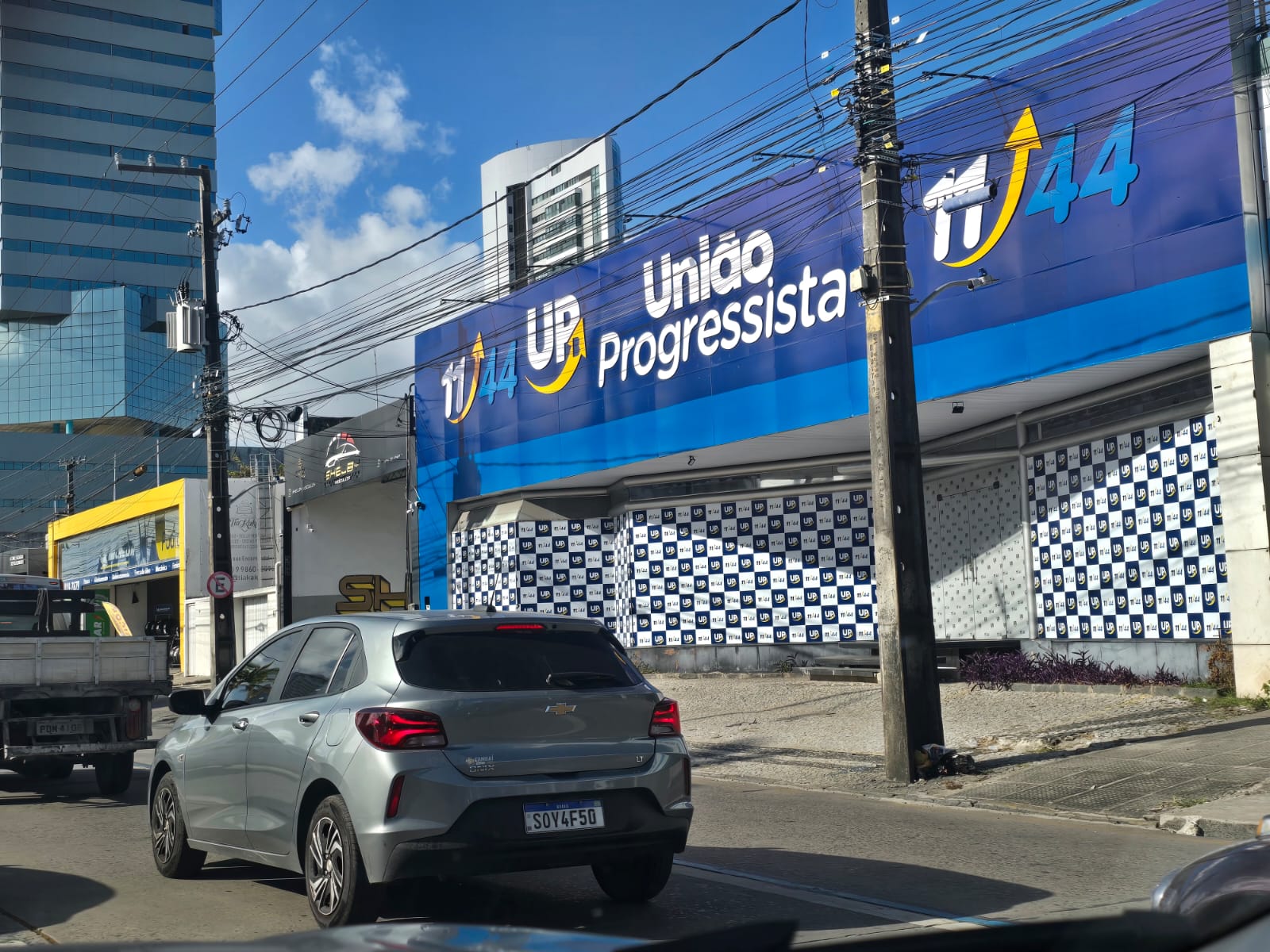 Eduardo da Fonte antecipa a mudança visual do PP no Recife, enquanto a Federação União Progressista aguarda homologação do TSE