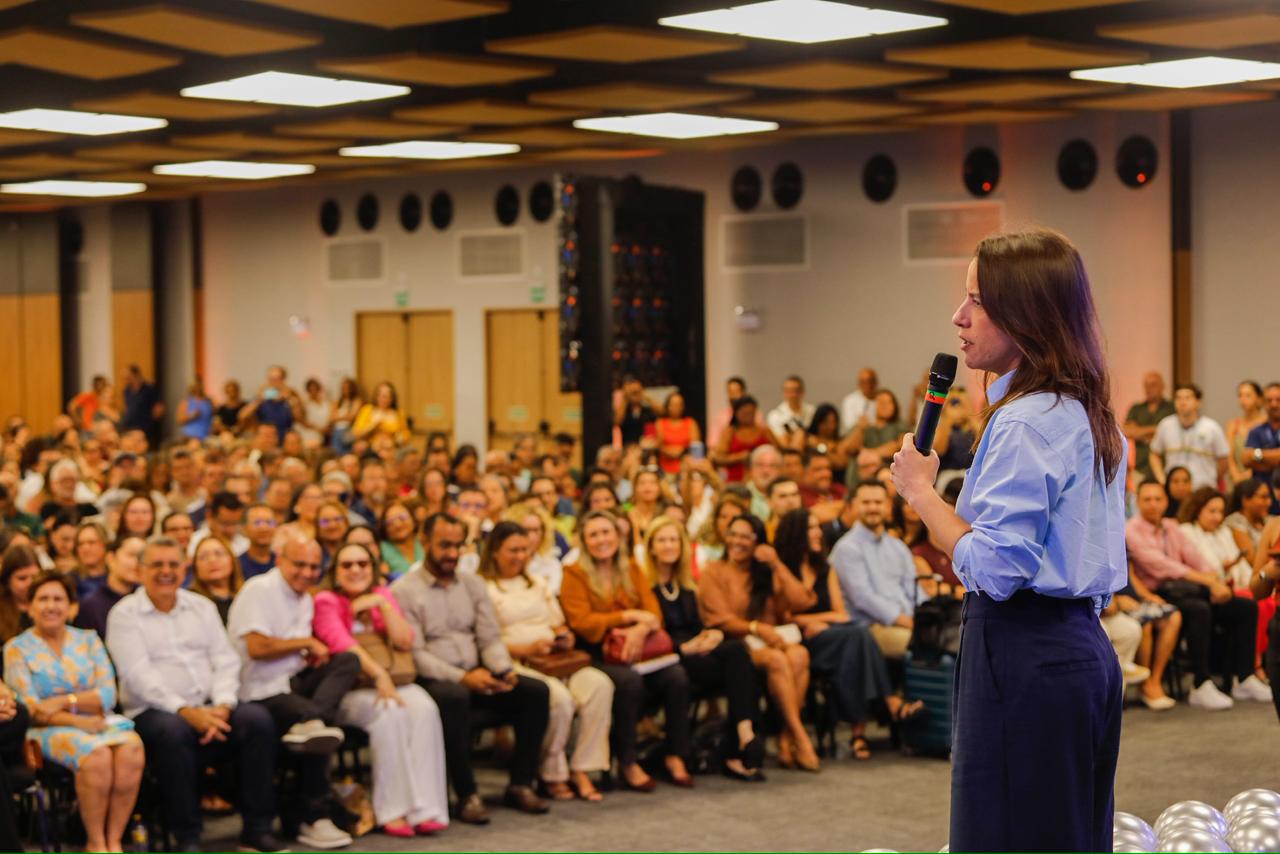 Governo projeta ampliação da educação integral, anuncia nova escola no Recife e detalha investimentos históricos na rede estadual