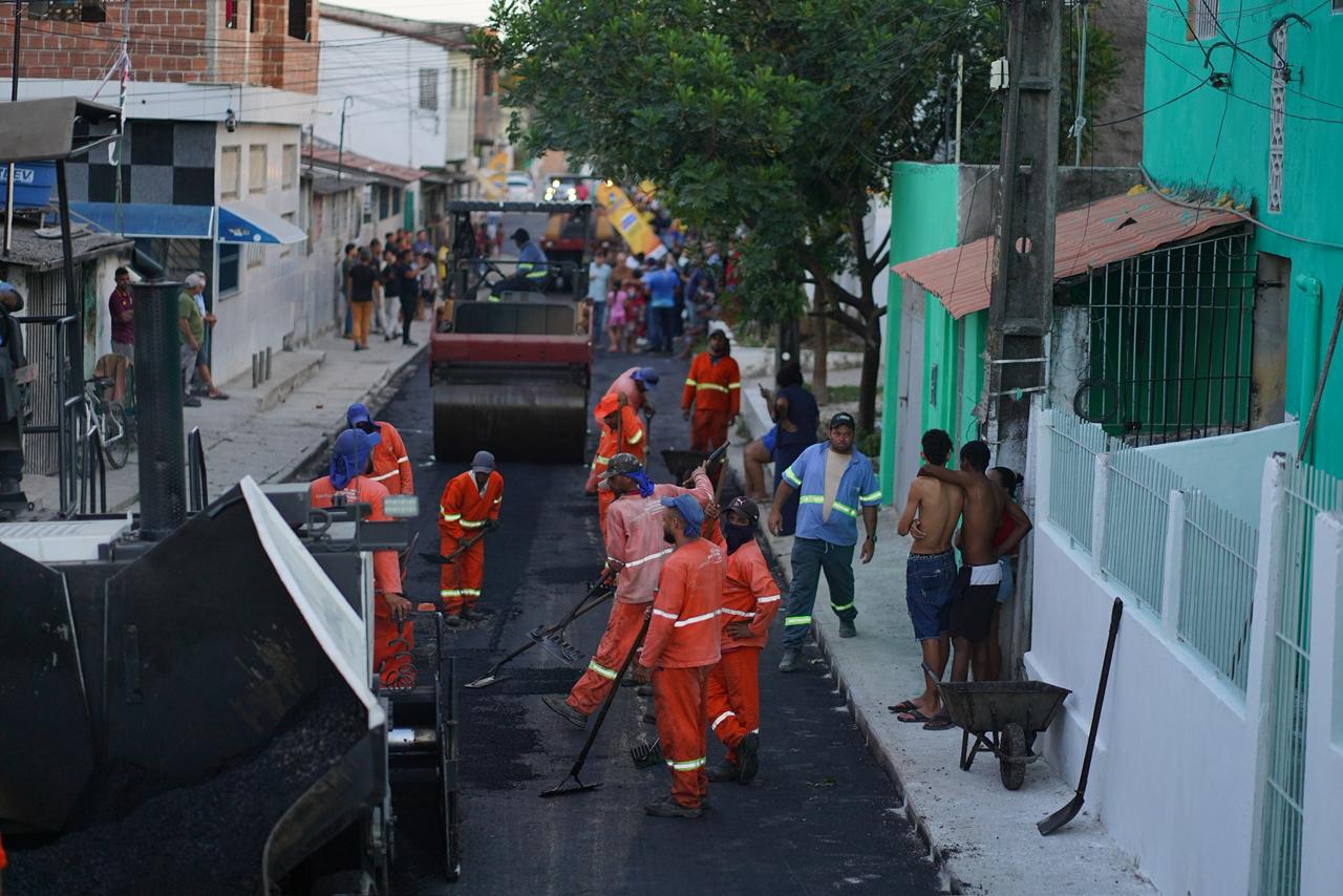 Jaboatão avança com o asfaltamento da Rua Bernadete Barreto e obras de drenagem e saneamento para ampliar a circulação em Jardim Piedade