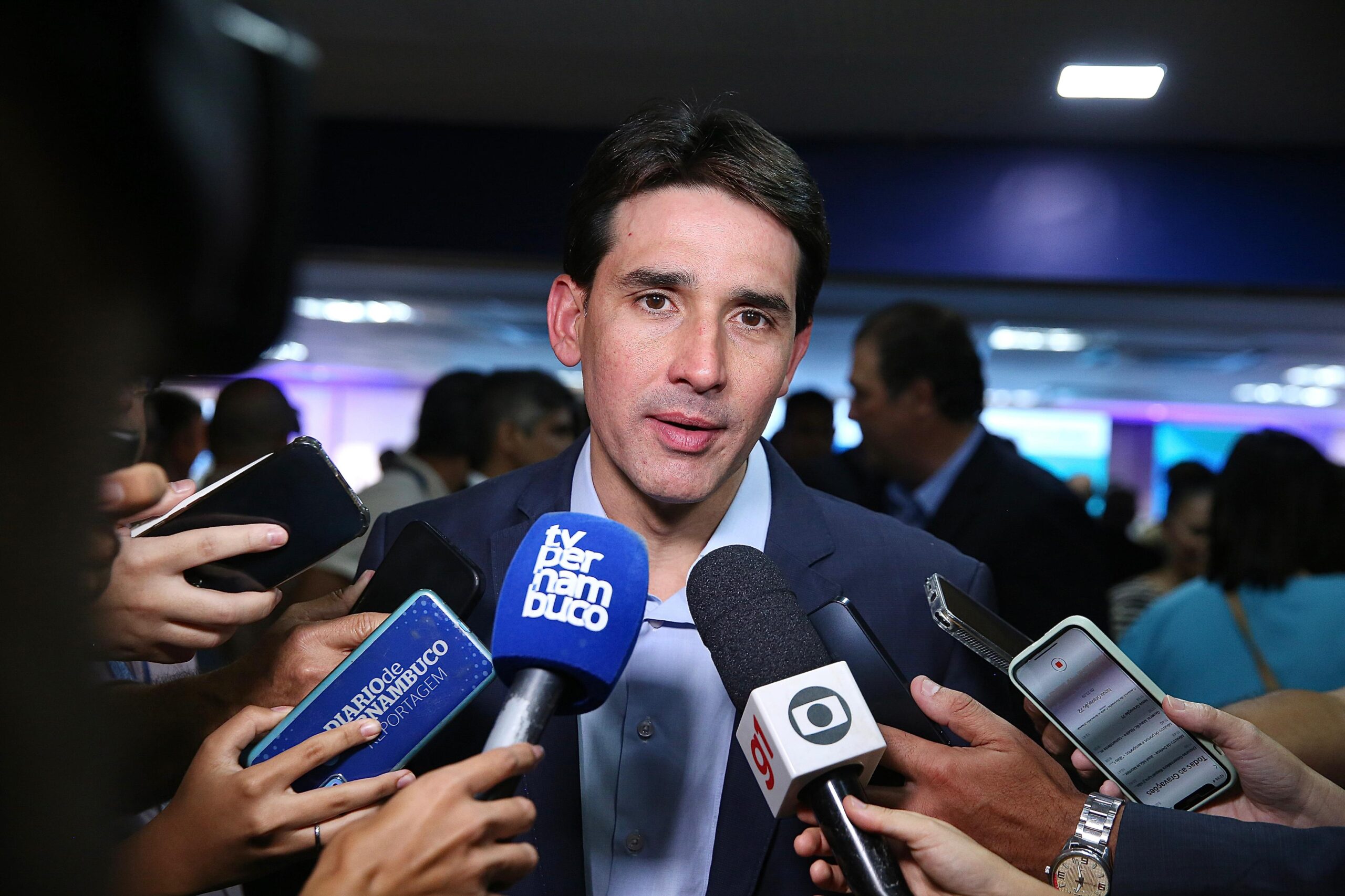 O ministro de Portos e Aeroportos, Silvio Costa Filho, afirmou que um acordo impediu qualquer possibilidade de grave na aviação Foto Divulgação