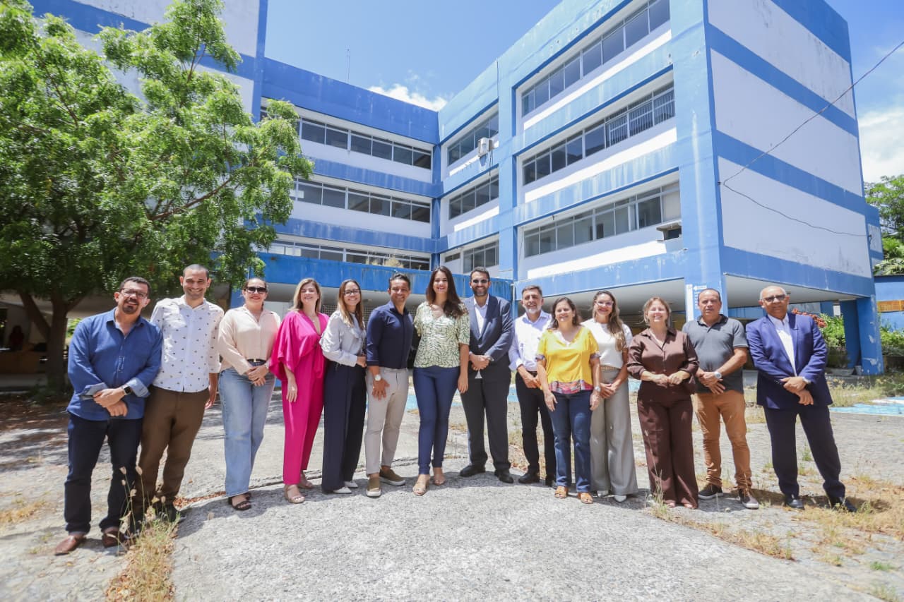 Olinda assina contrato para nova sede administrativa no antigo campus da Facho, centraliza secretarias e prevê economia de R$ 500 mil