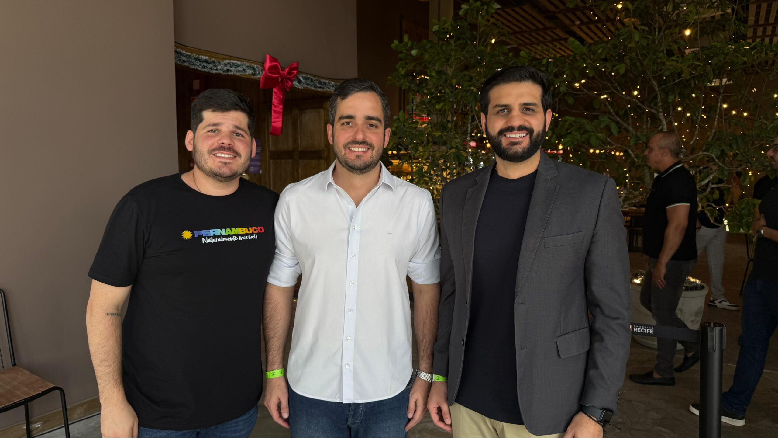Presidente da Empetur, Eduardo Loyo (C), seu vice, Diogo de Melo (D), e o dieretor de Marketing, Diogo Beltrão, apresentaram as estratégias para potencializar o turismo em Pernambuco Foto Divulgação