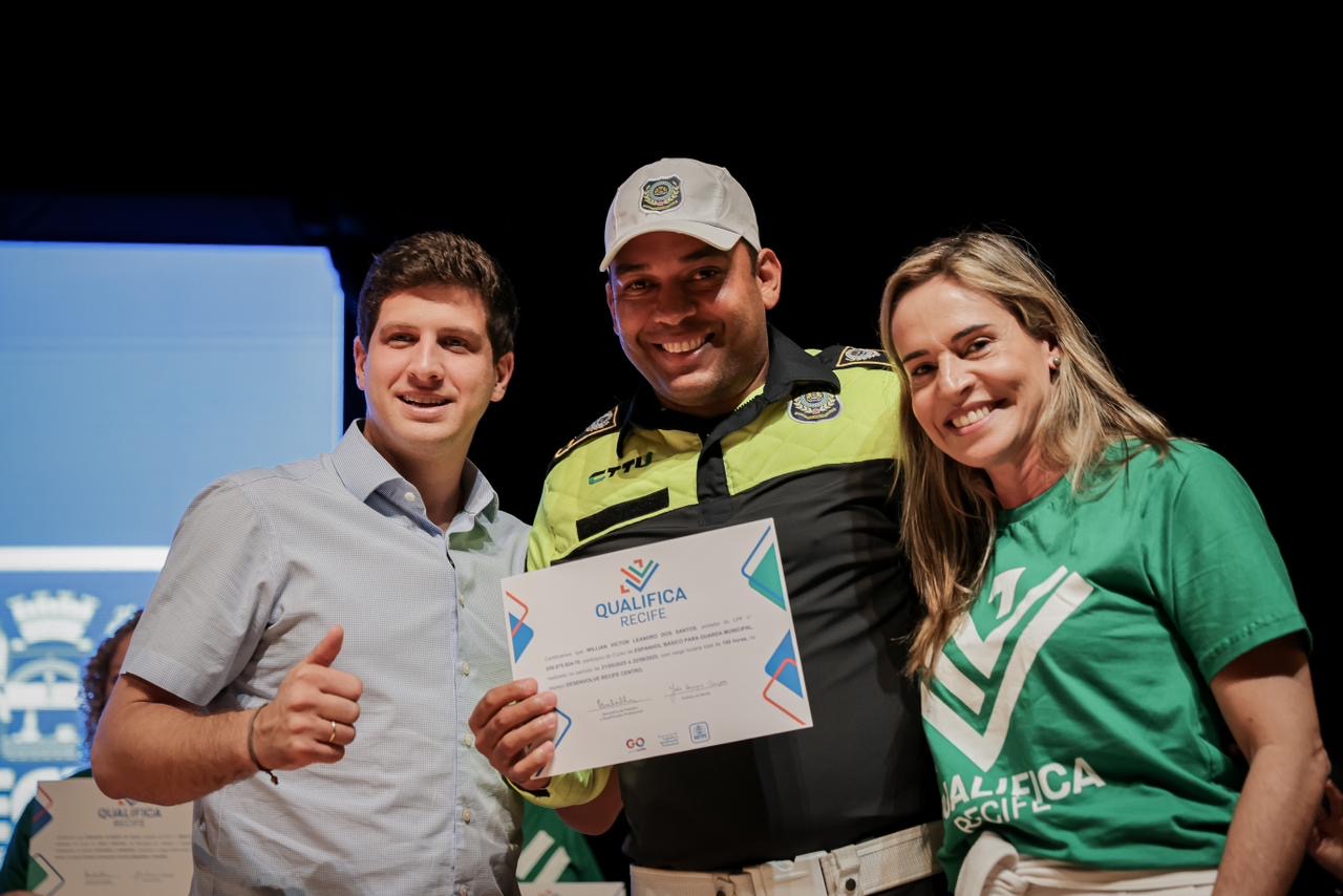 Qualifica Recife certifica mais de 6 mil pessoas em 2025, oferta 70 cursos e prepara expansão com novas competências e mais vagas em 2026