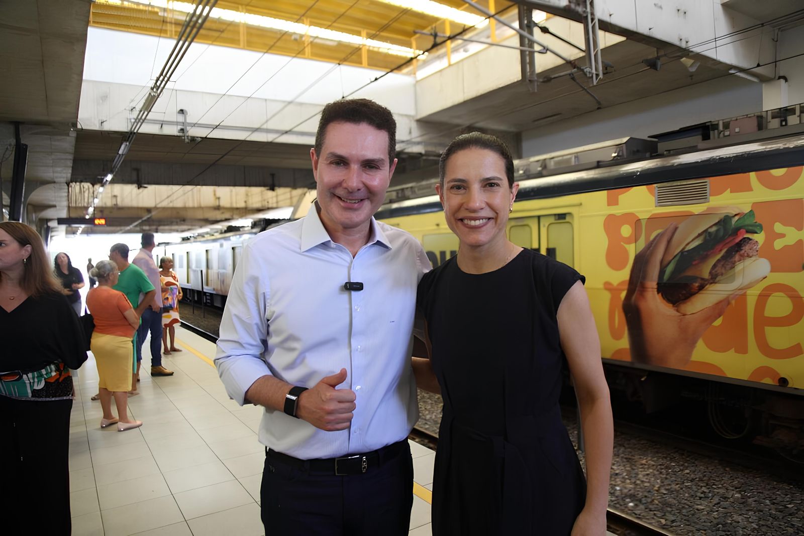 A governadora Raquel Lyra e o ministro das Cidade, Jader Barbalho Filho, visitaram o metrô do Recife e anunciaram novas composições e investimentos Foto Matheus Ribeiro Folha de Pernambuco