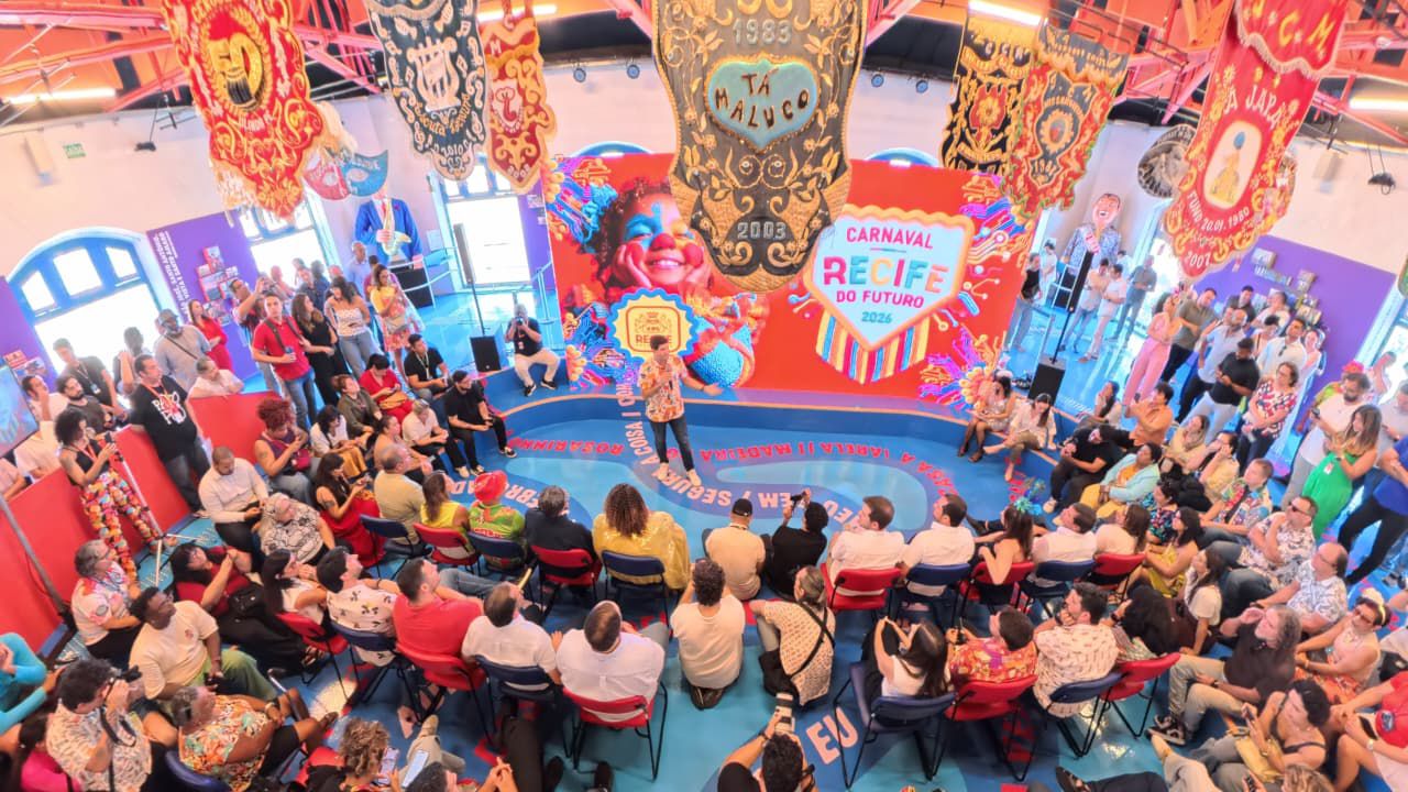 Carnaval do Recife 2026 terá 50 polos, 3 mil apresentações e maioria locais. Programação inclui Marco Zero, novos circuitos e polos infantis