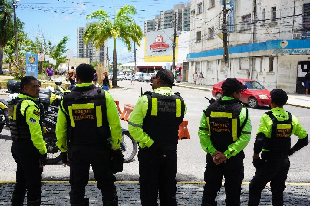 Quatro pessoas são presas em flagrante por tentativa de fraude durante concurso do Paulista. Operação identificou uso de pontos eletrônicos