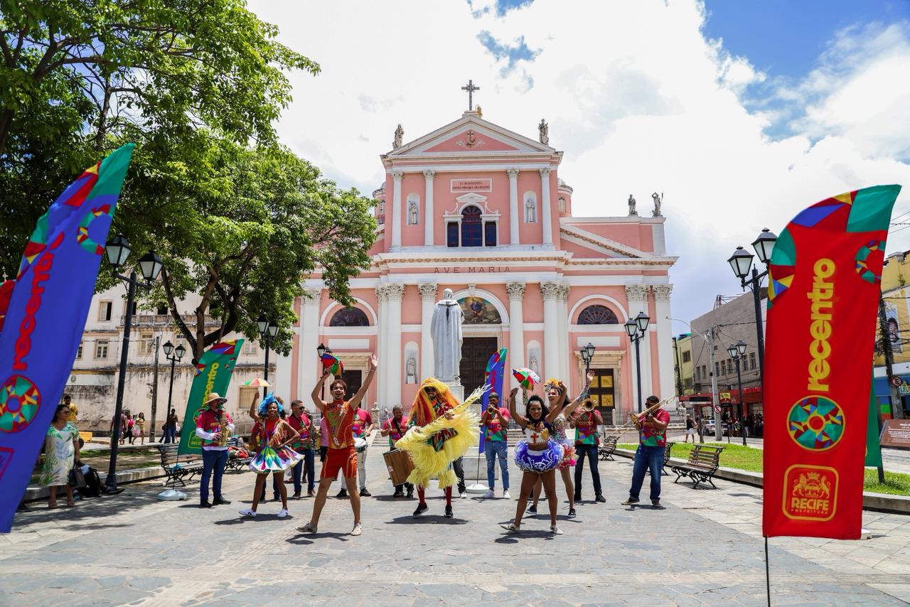 Blitz do Carnaval movimenta o Centro do Recife de 5 a 7 de fevereiro, com atrações culturais inspiradas no cinema e estímulo ao comércio popular