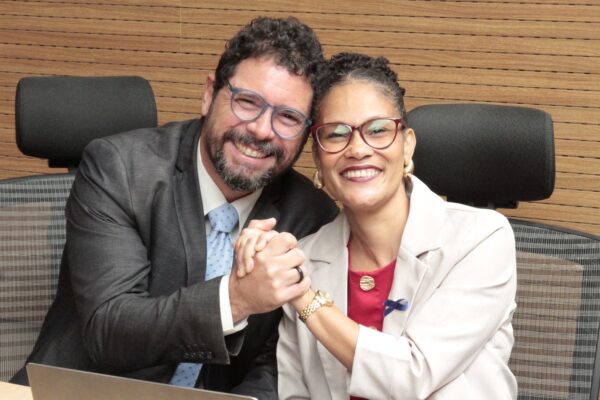 Chapa do PSOL tem Ivan Moraes como p´ré-candidato ao Governo e Jô Cavalcanti para o Senado