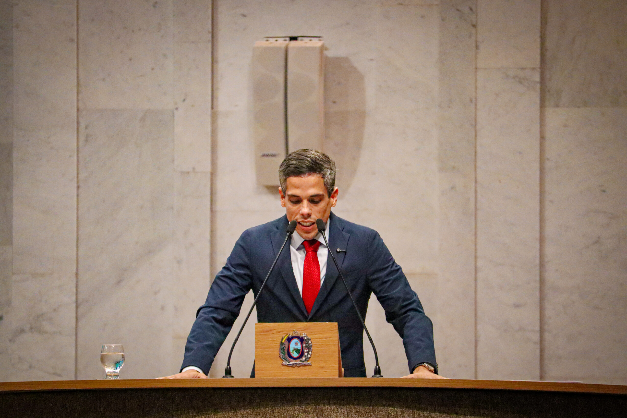 Jarbas Filho cita obras em diferentes regiões, nomeação de professores e ações que integram educação e desenvolvimento econômico