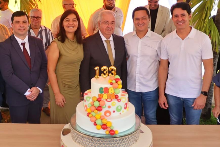André e Anderson Ferreira participam das comemorações pelos 133 anos de Gravatá e destacam parceria com a gestão do prefeito Padre Joselito Gomes.