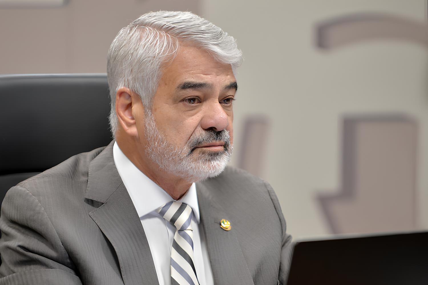 Humberto costa aguarda posição da instância estadual da legenda sobre a sua pré-candidatura à reeleição ao Senado (1)