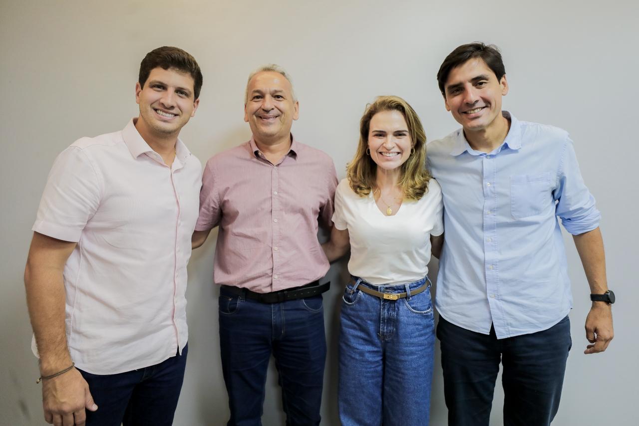 Prefeito de Caetés, Tirri, declara apoio a João Campos para o Governo do Estado e a Marília Arraes ao Senado, em encontro com líderes políticos