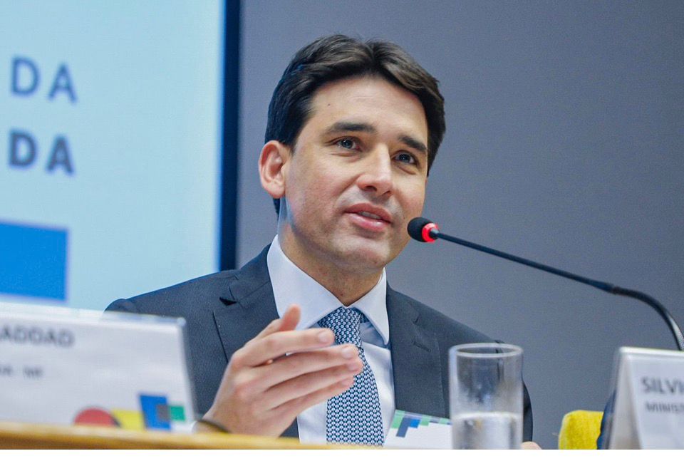 Republicanos estrutura chapa proporcional e aposta no desempenho do ministro Silvio Filho para ampliar representação na Câmara Federal