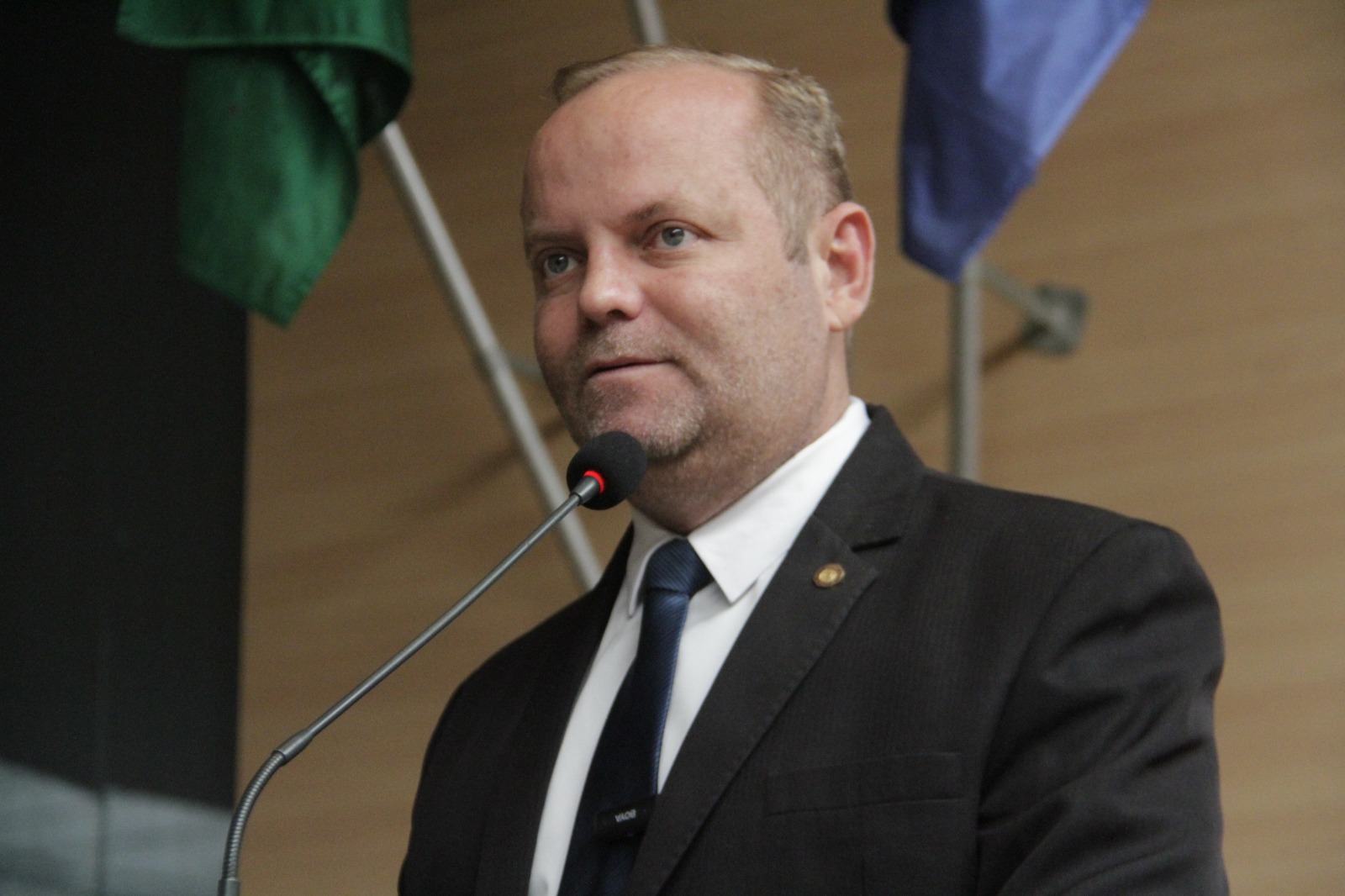Vereador Fabiano Ferraz cobra ações do Governo de Pernambuco após aumento de 15% nos feminicídios em 2025 e reforça necessidade de políticas públicas eficazes