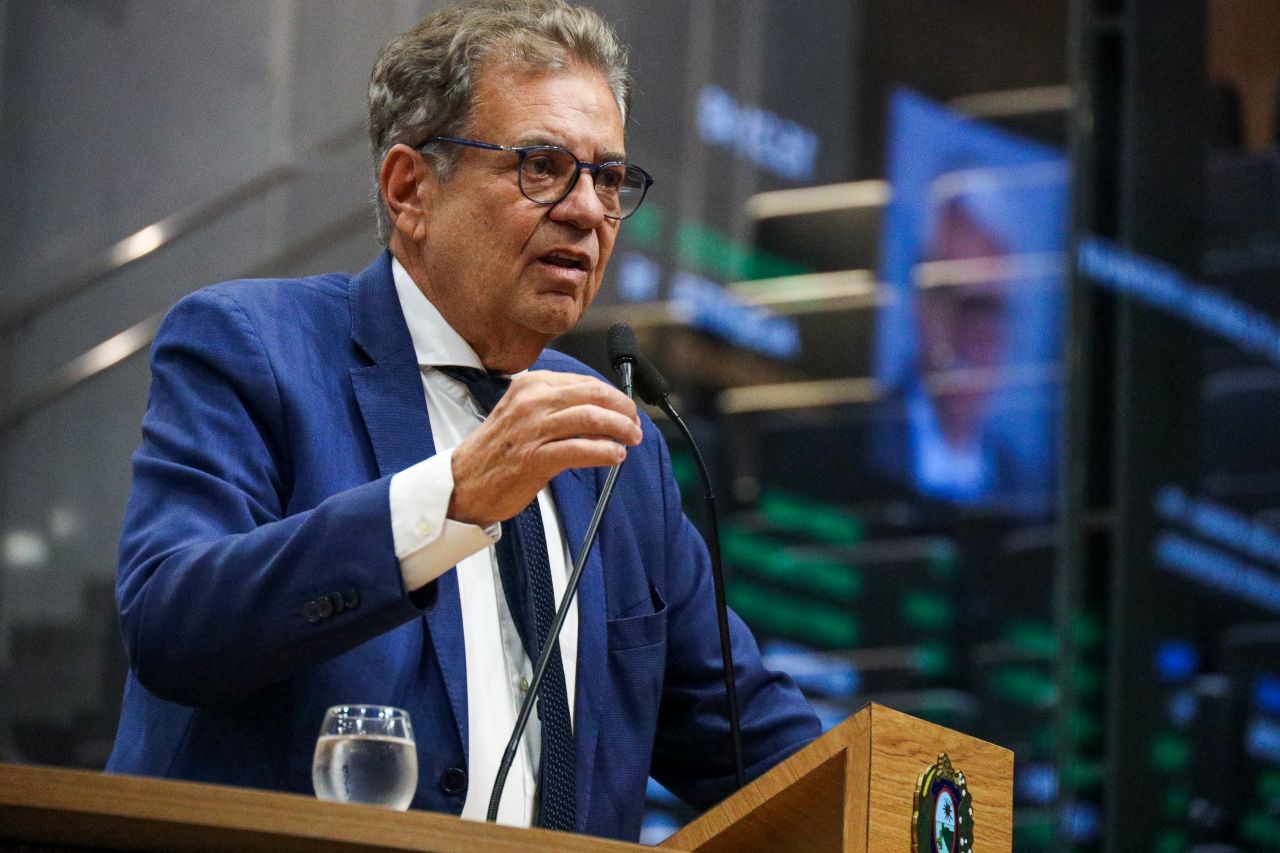 Vice-líder do governo na Alepe, Antônio Moraes cobra votação do orçamento e cita obras entregues pela gestão estadual na Mata Norte
