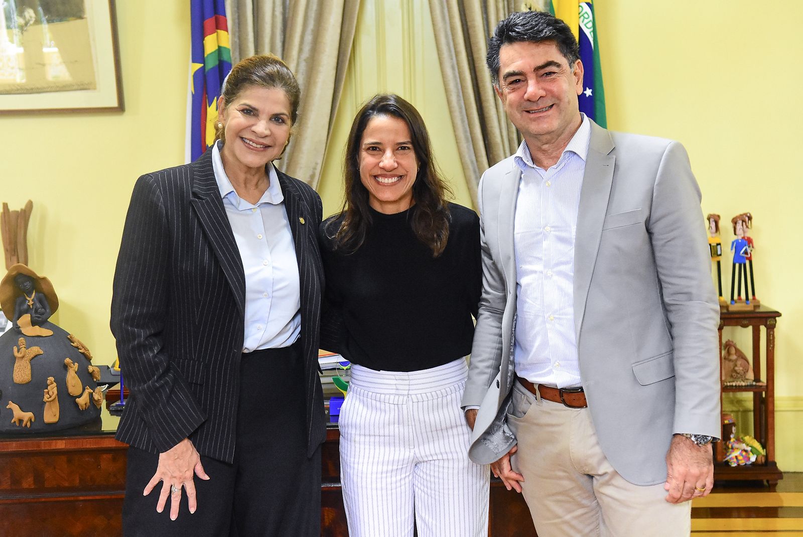 Edital da VPE-700 é lançado. Ela ligará Araripina a Salitre, reforçando a infraestrutura no Sertão do Araripe. Socorro e Raimundo Pimentel celebram