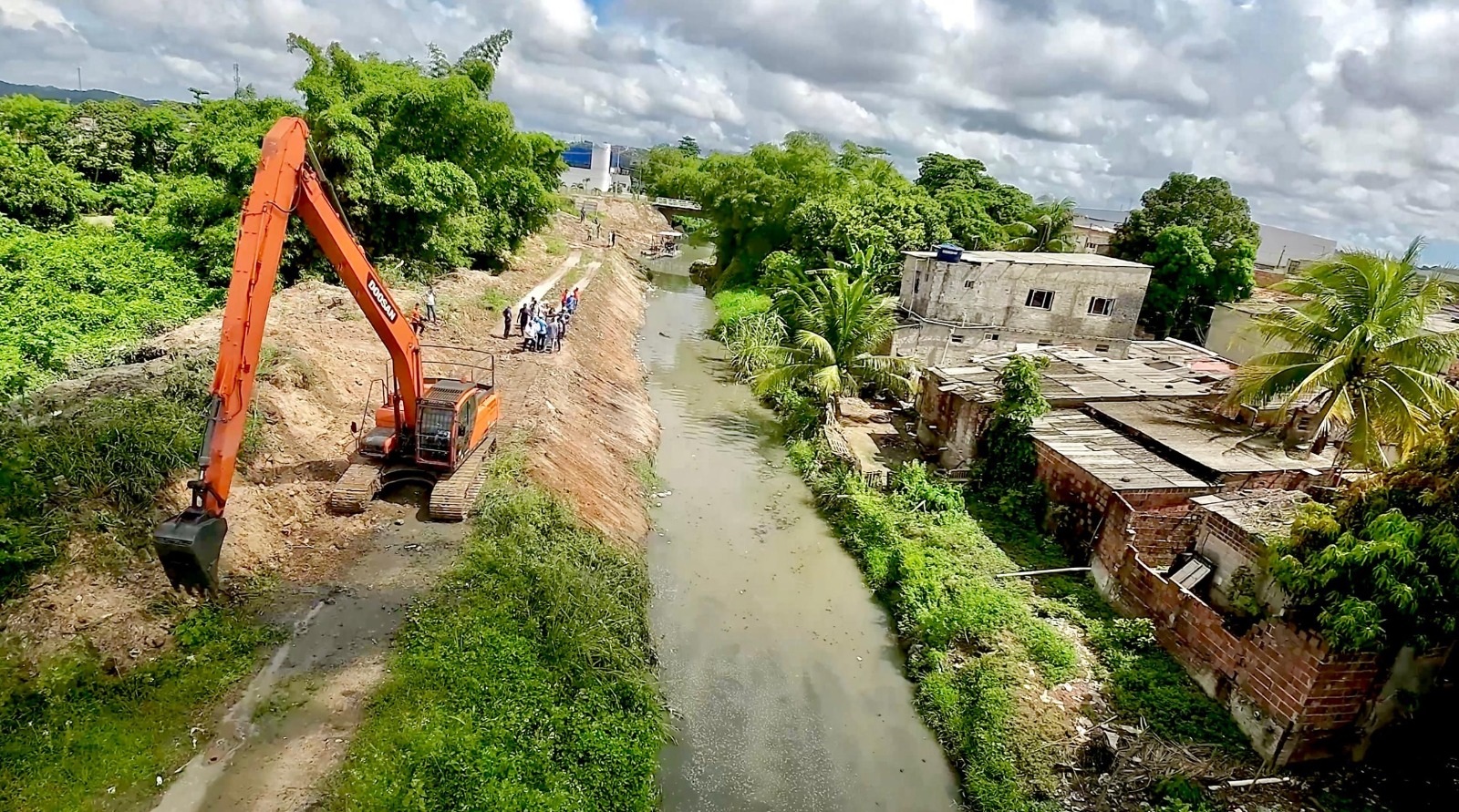 Jaboatão assegura R$ 85,9 milhões para obras em canais, com foco em macrodrenagem e redução de alagamentos em áreas críticas da cidade