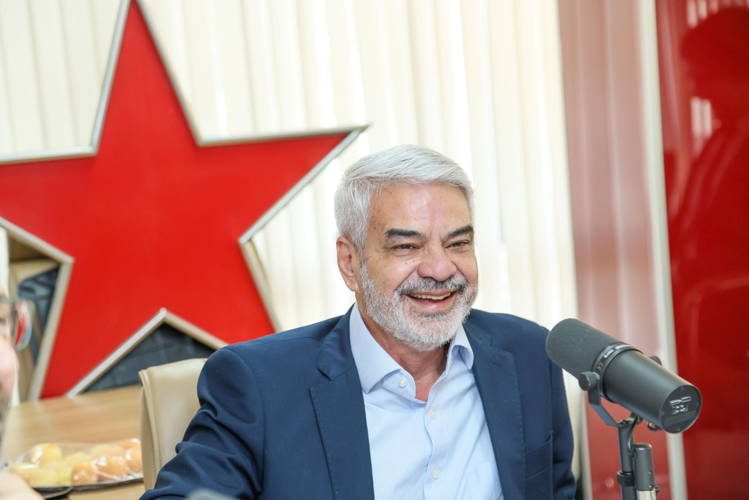 Senador Humberto Costa anuncia R$ 1 milhão para equipamentos do Hospital Universitário da Univasf, em Petrolina, reforçando a estrutura de saúde no Sertão