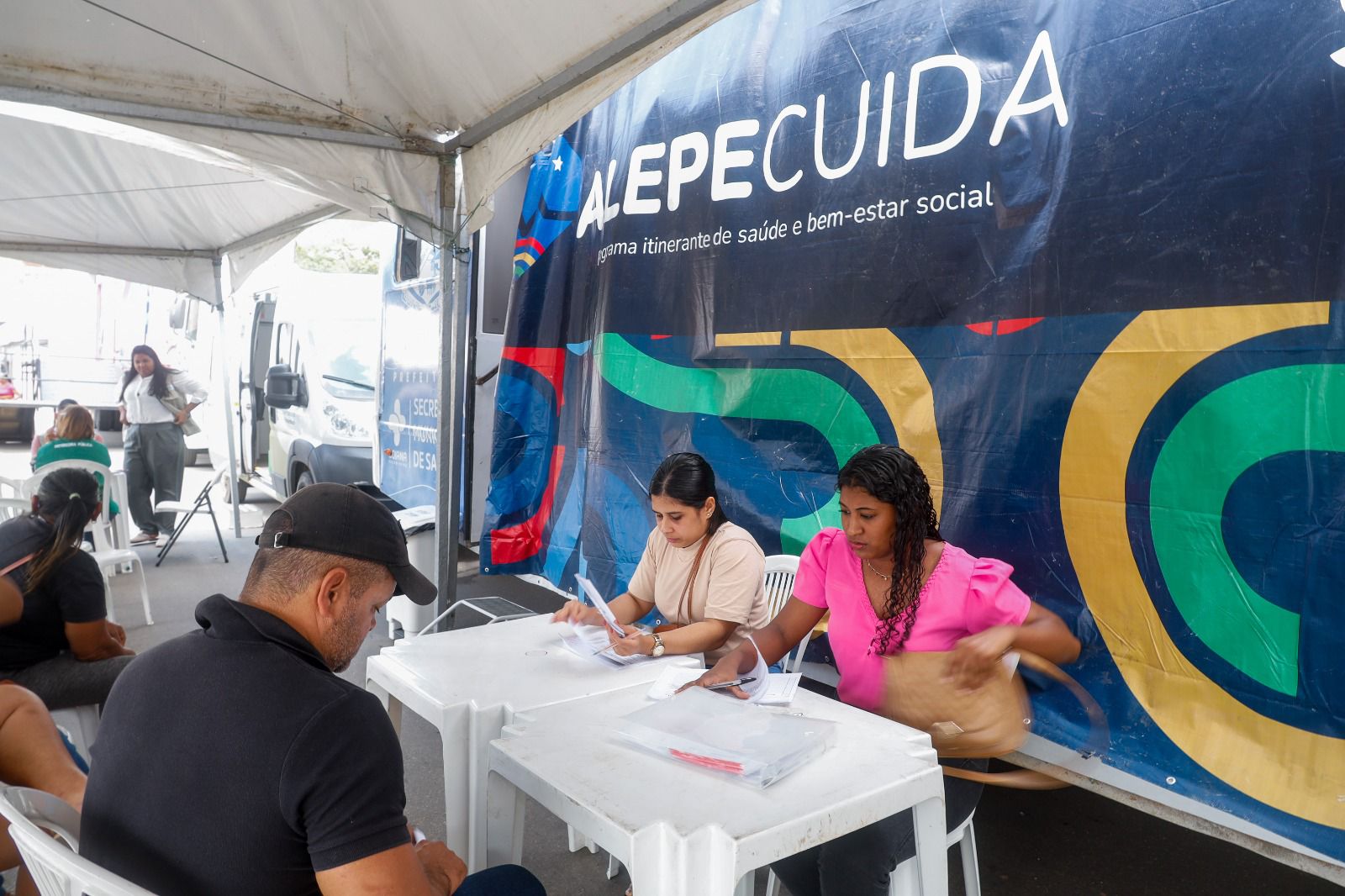 Alepe realiza edição solidária do programa Alepe Cuida em Goiana com serviços gratuitos de saúde e cidadania para famílias atingidas pelas chuvas em Pernambuco