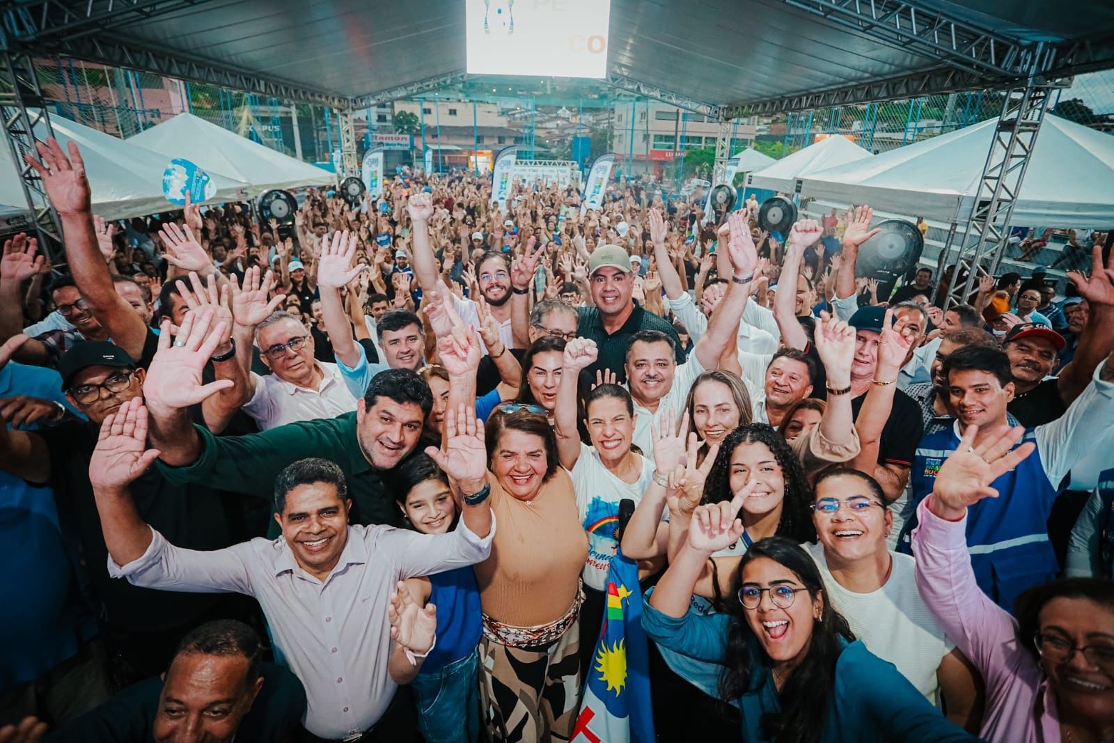 Governadora Raquel Lyra entrega restauração da PE-089, inaugura cozinha comunitária e CRM em Condado e autoriza obras de escola e pavimentação na Mata Norte