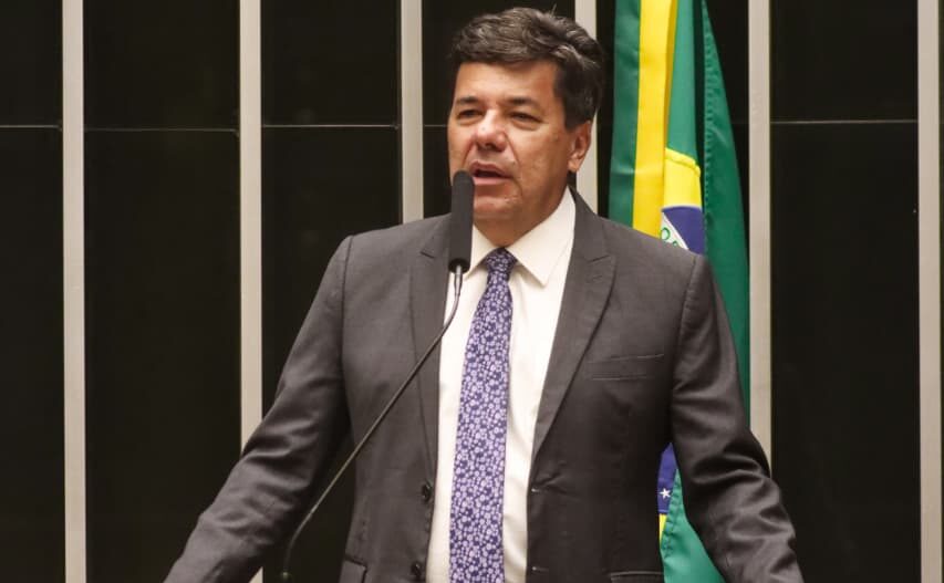 Mendonça Filho cobra medidas de compensação ao Polo de Confecções do Agreste após debate sobre redução da taxação de importados de baixo valor.