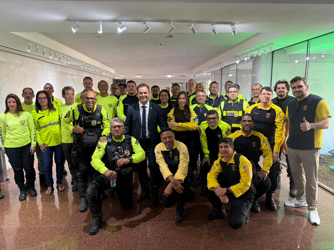 Alepe aprovou por unanimidade a PEC de Junior Matuto que inclui os agentes de trânsito na Constituição de Pernambuco e reforça o reconhecimento da categoria