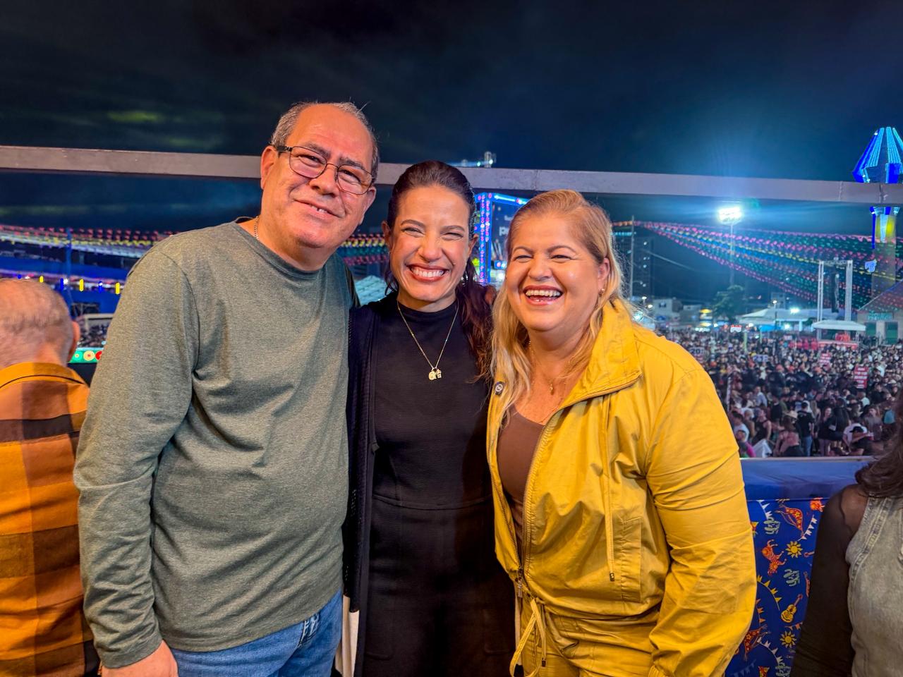 Andréa Medeiros participou de encontro com produtores rurais em Jaboatão, da abertura do São João de Caruaru e de ação social em Camaragibe