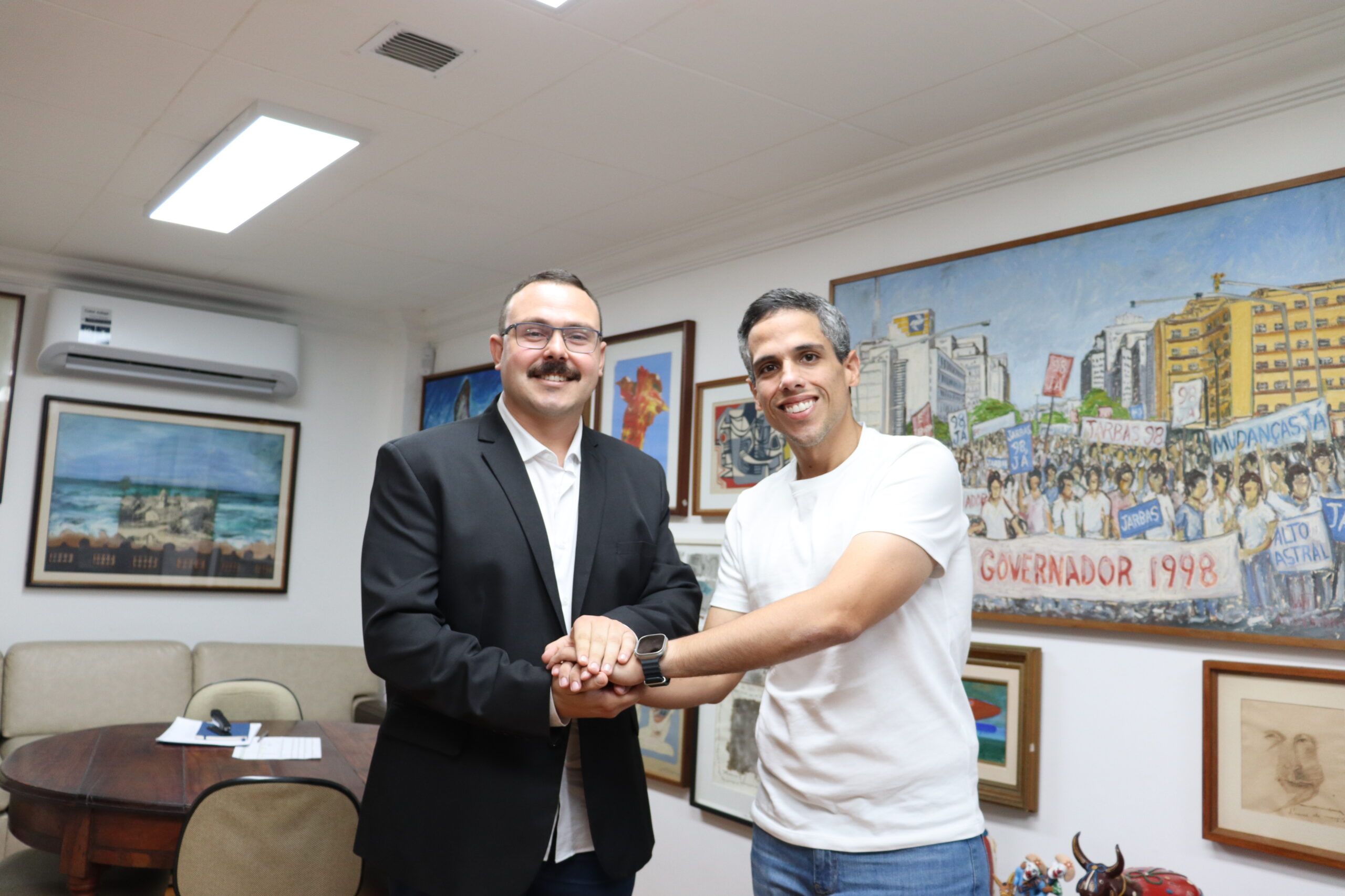 Deputado estadual Jarbas Filho recebe apoio do prefeito de Paranatama e amplia para oito o número de prefeitos aliados ao projeto de reeleição à Alepe