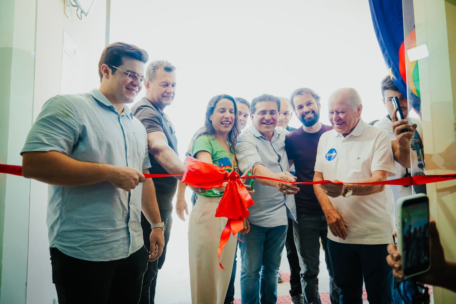 Governadora Raquel Lyra entrega duas creches, seis ônibus escolares, autoriza obras do Ilumina PE em Serra Talhada e anuncia nova unidade de educação infantil