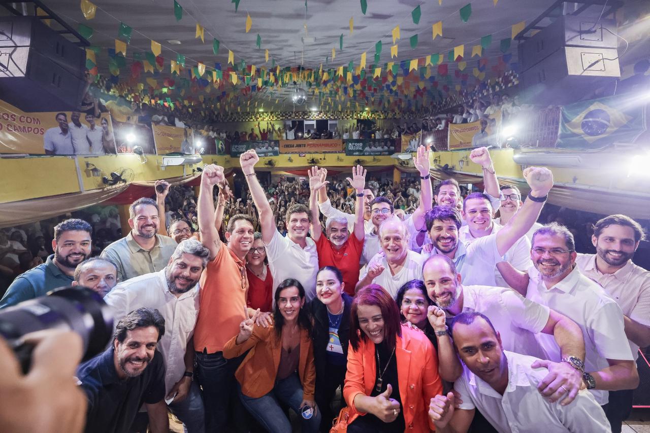 João Campos reuniu lideranças e apoiadores em plenária do Chega Junto Pernambuco, no Recife, para receber propostas da população